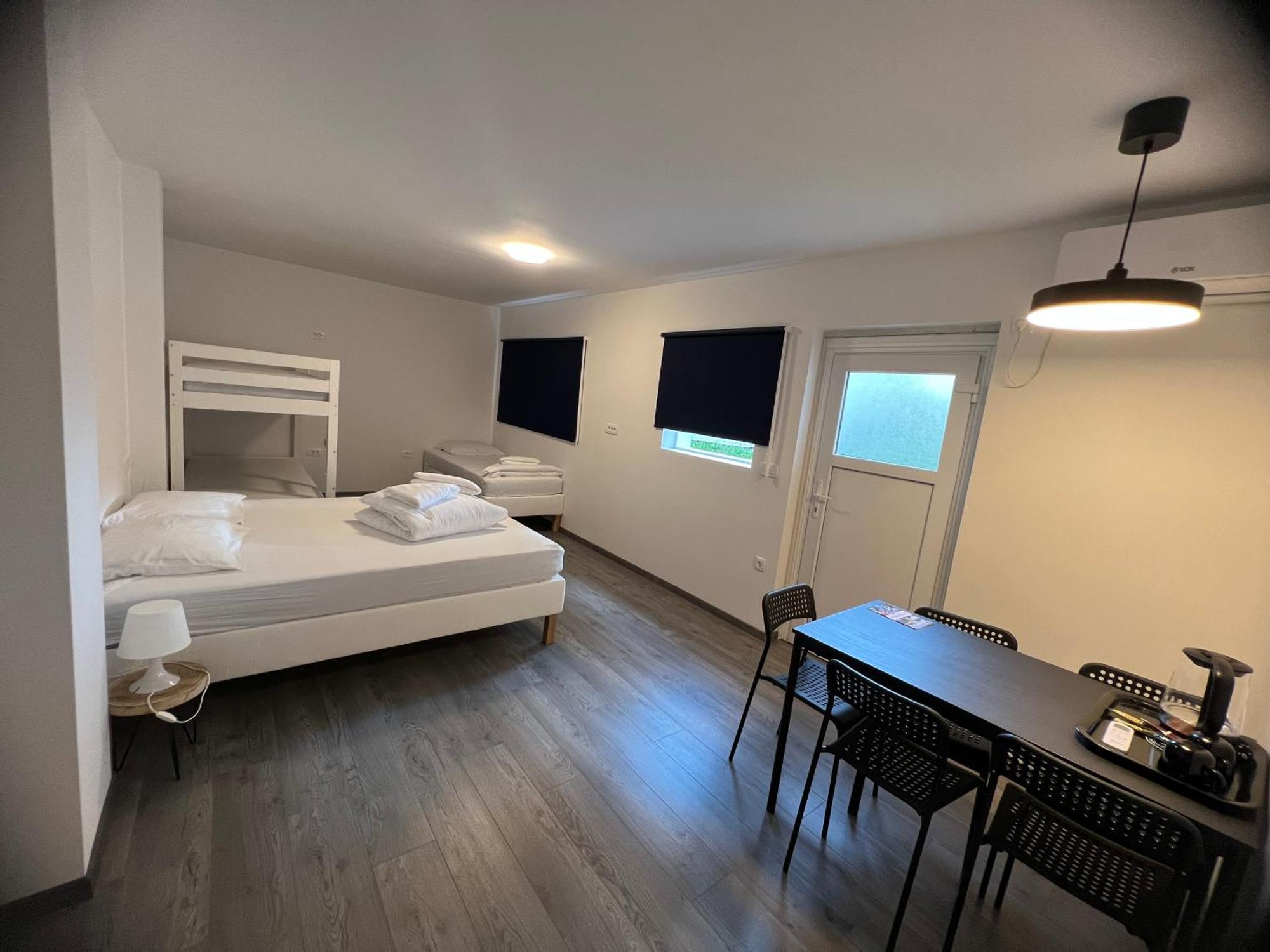 Hotel Lemonwood House Postojna Zewnętrze zdjęcie