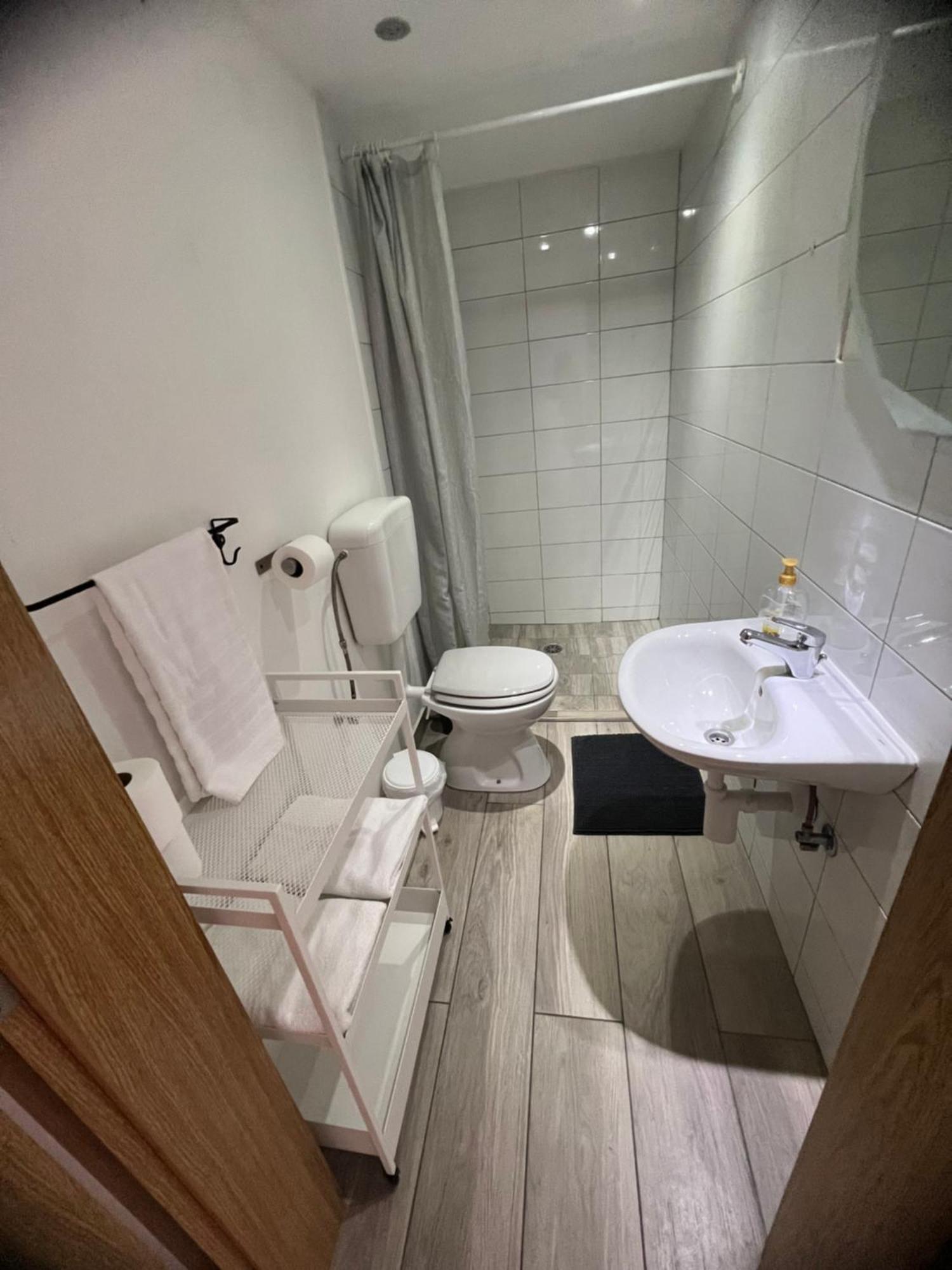 Hotel Lemonwood House Postojna Zewnętrze zdjęcie