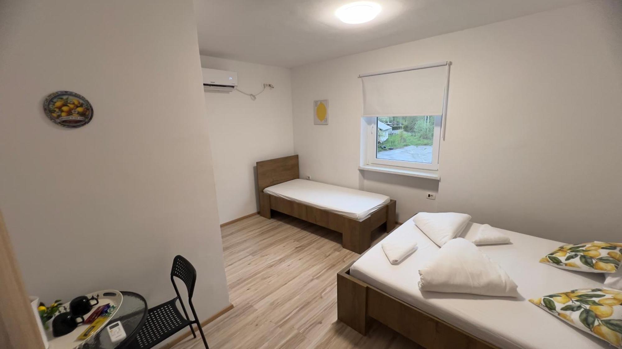 Hotel Lemonwood House Postojna Zewnętrze zdjęcie
