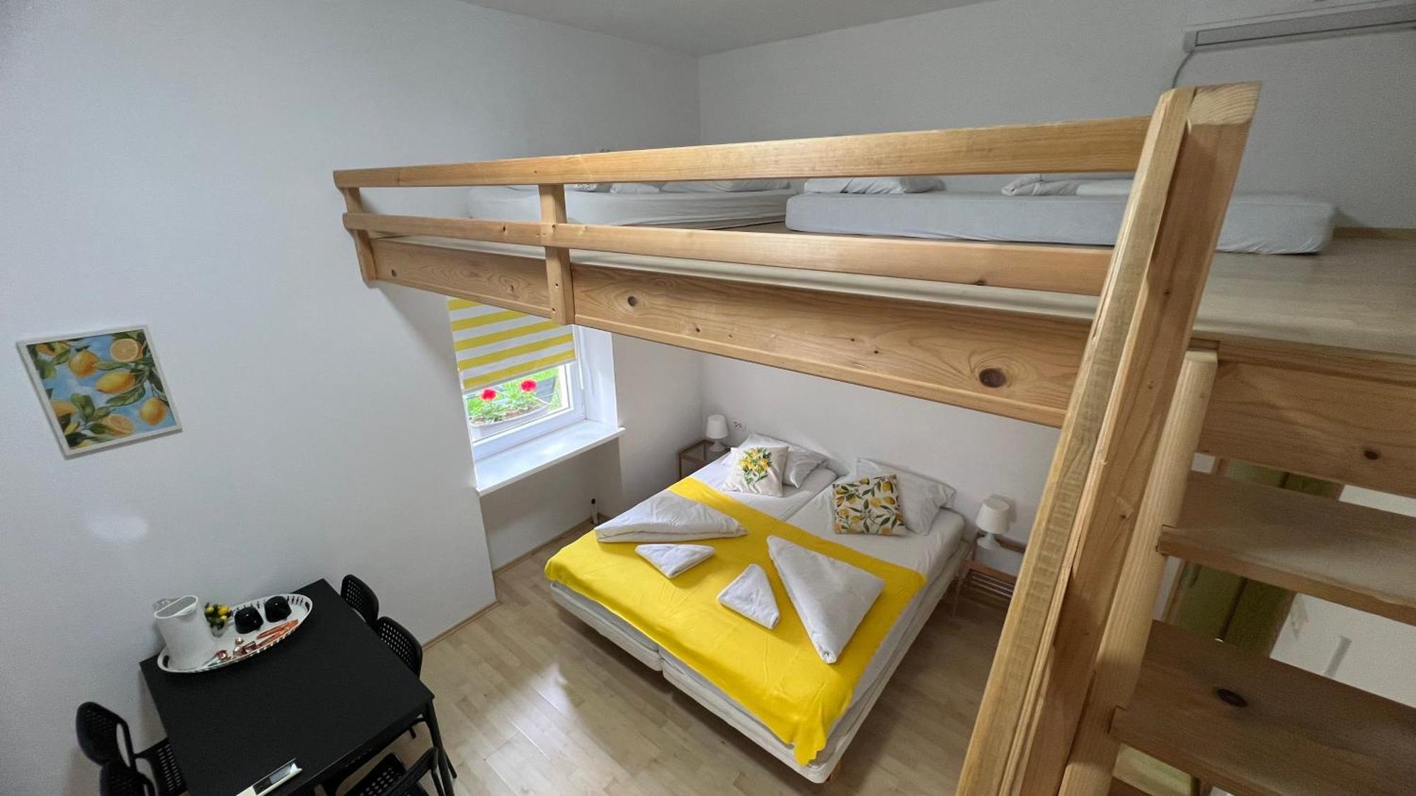 Hotel Lemonwood House Postojna Zewnętrze zdjęcie